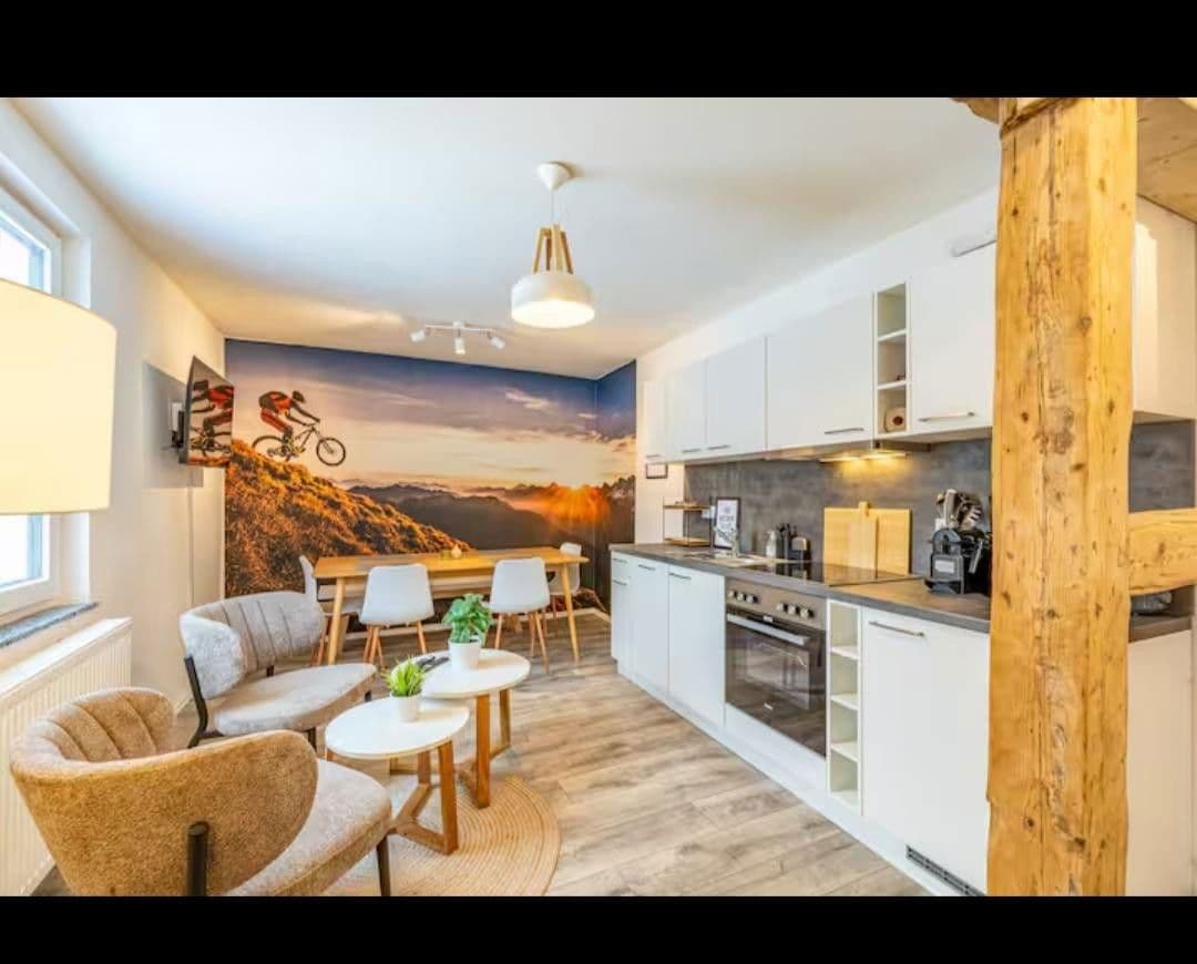 Predaj domu 370 m², pozemek 800 m², Braunlage, Dolné Sasko Predaj domu 370 m², pozemek 800 m², Braunlage, Dolné Sasko