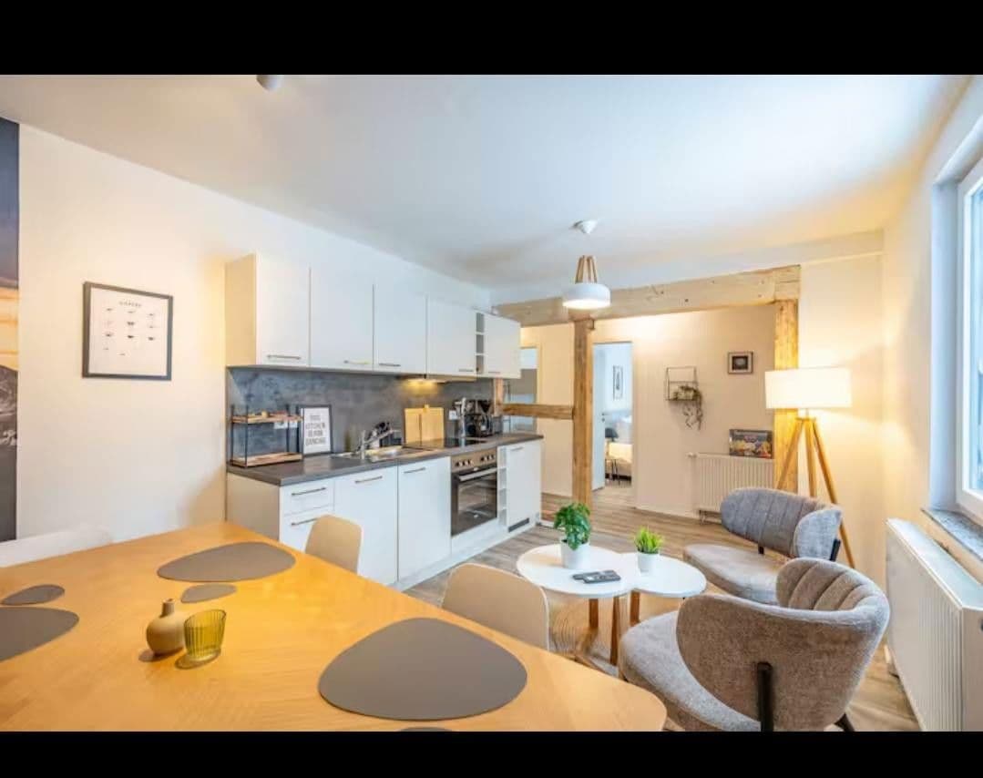 Predaj domu 370 m², pozemek 800 m², Braunlage, Dolné Sasko Predaj domu 370 m², pozemek 800 m², Braunlage, Dolné Sasko