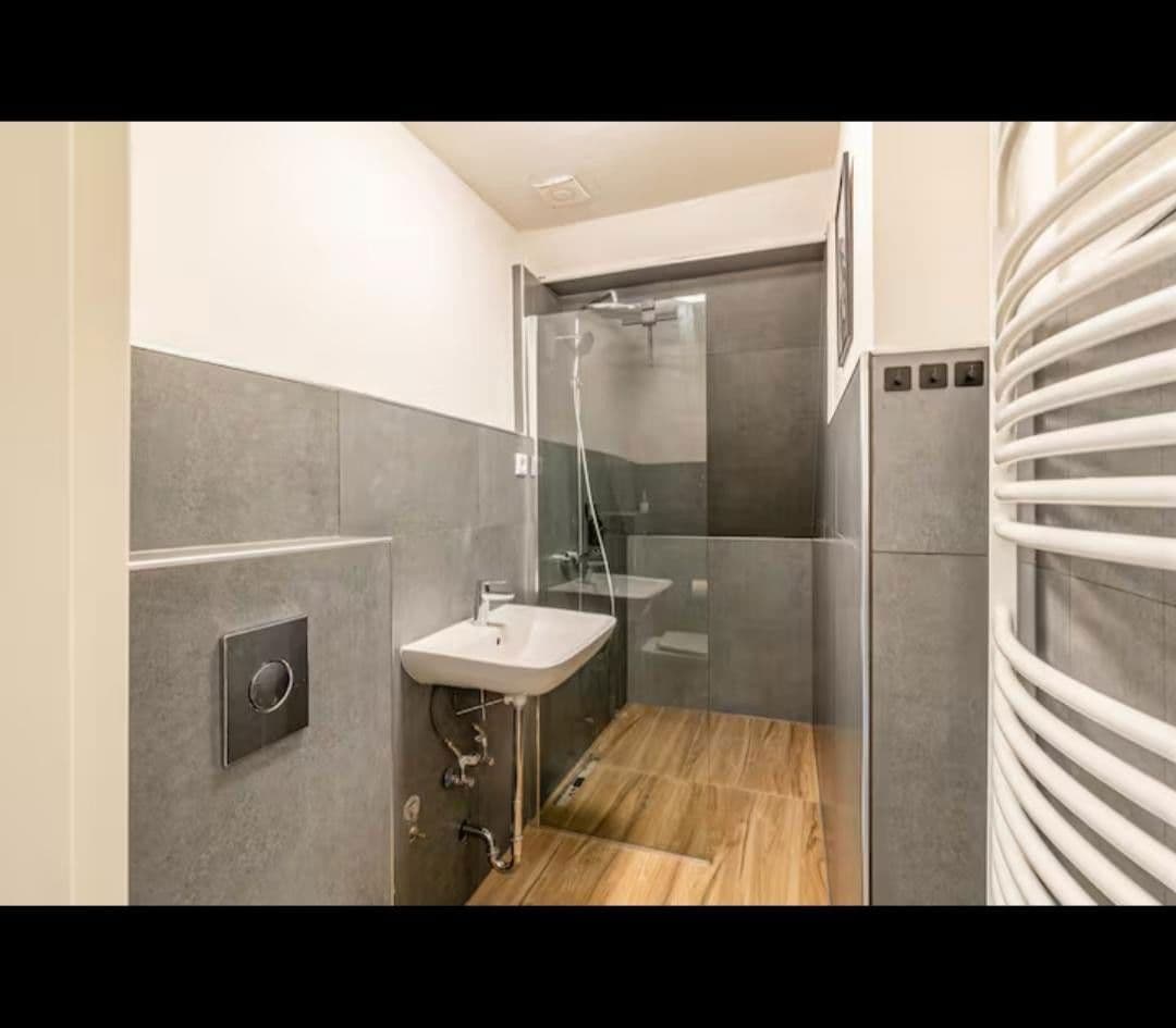 Predaj domu 370 m², pozemek 800 m², Braunlage, Dolné Sasko Predaj domu 370 m², pozemek 800 m², Braunlage, Dolné Sasko