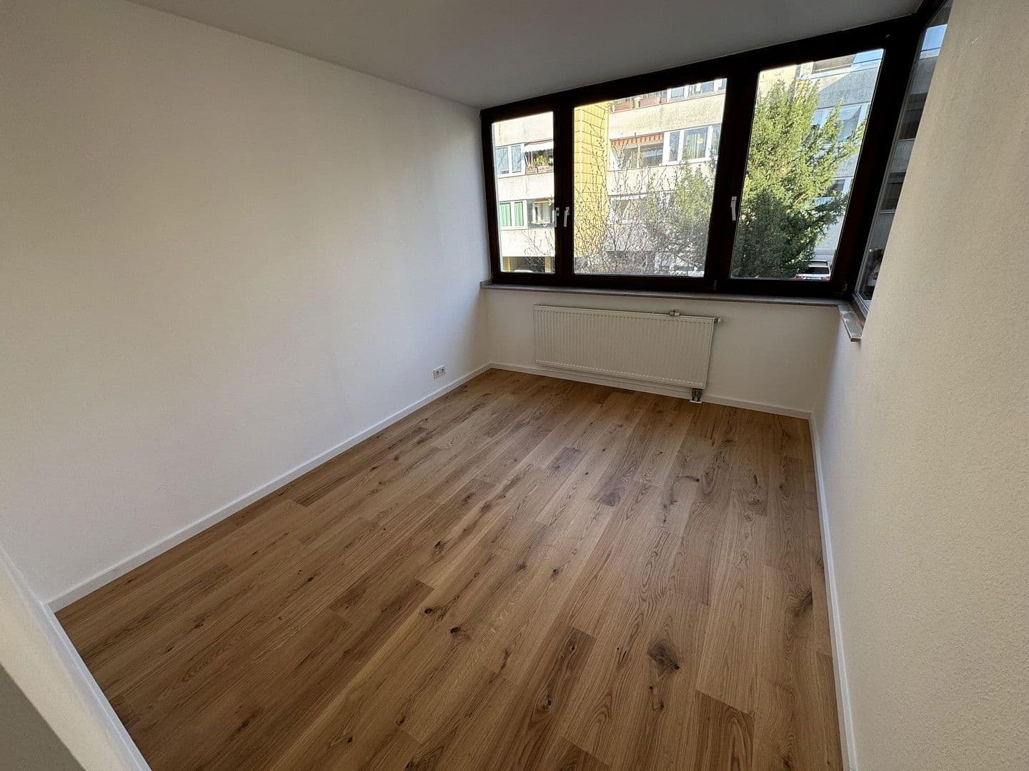 Predaj bytu 3-izbový 80 m², Köln, Severné Porýnie - Westfálsko Predaj bytu 3-izbový 80 m², Köln, Severné Porýnie - Westfálsko