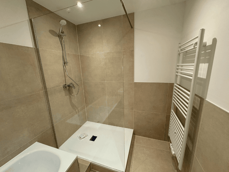 Predaj bytu 3-izbový 80 m², Köln, Severné Porýnie - Westfálsko Predaj bytu 3-izbový 80 m², Köln, Severné Porýnie - Westfálsko