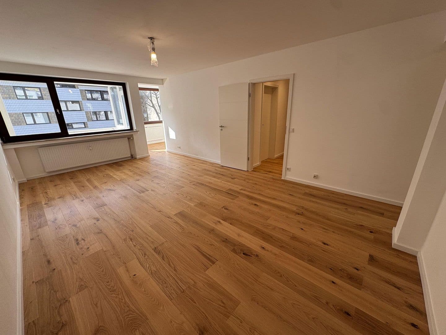 Predaj bytu 3-izbový 80 m², Köln, Severné Porýnie - Westfálsko Predaj bytu 3-izbový 80 m², Köln, Severné Porýnie - Westfálsko