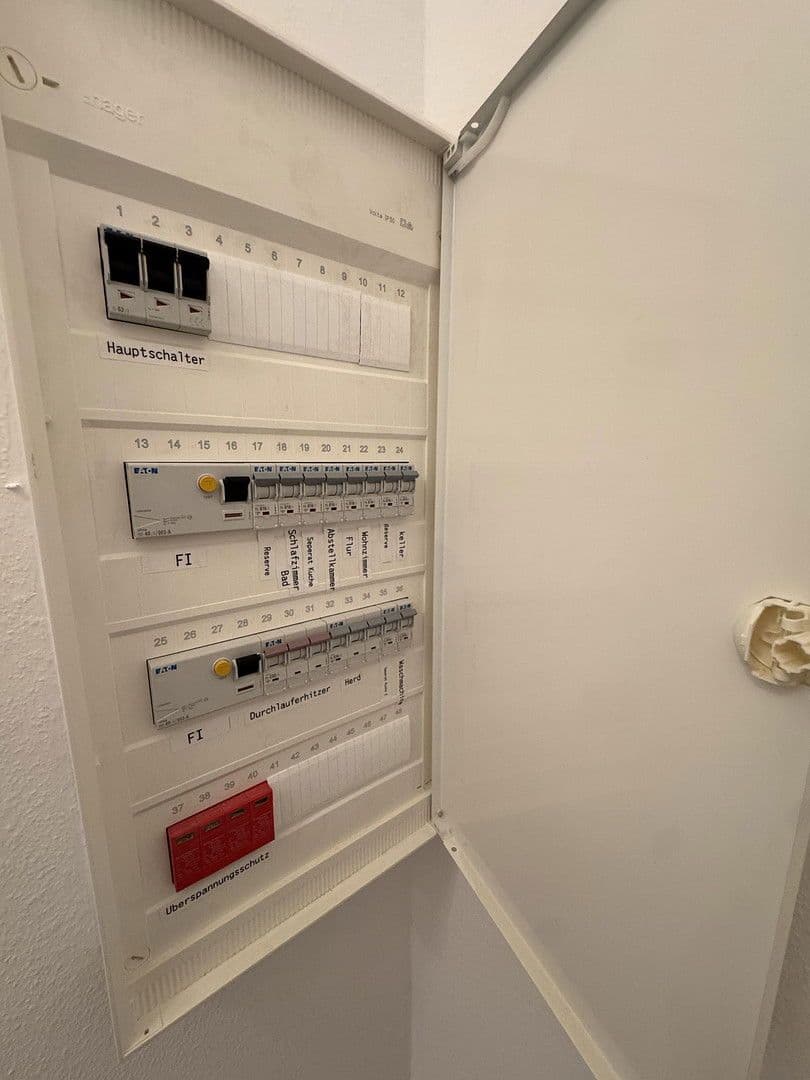 Predaj bytu 3-izbový 80 m², Köln, Severné Porýnie - Westfálsko Predaj bytu 3-izbový 80 m², Köln, Severné Porýnie - Westfálsko