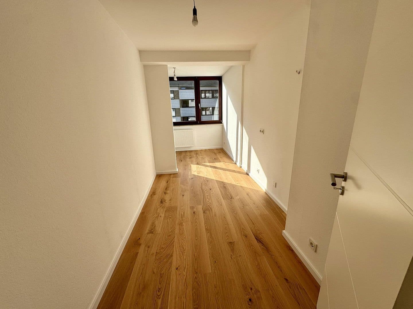 Predaj bytu 3-izbový 80 m², Köln, Severné Porýnie - Westfálsko Predaj bytu 3-izbový 80 m², Köln, Severné Porýnie - Westfálsko