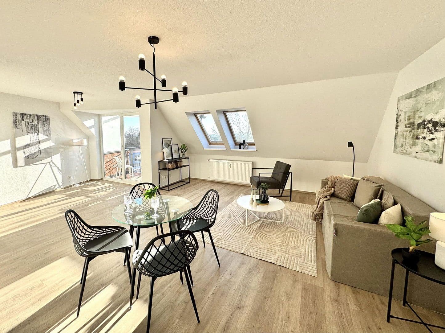 Predaj bytu 3-izbový 81 m², Schwerin, Meklenbursko-Predpomoransko Predaj bytu 3-izbový 81 m², Schwerin, Meklenbursko-Predpomoransko