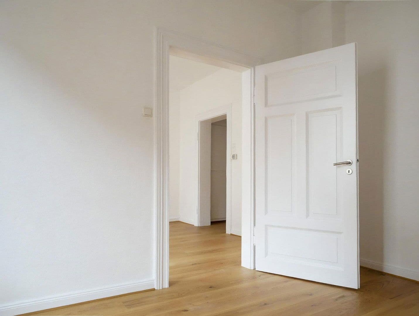 Predaj domu 720 m², pozemek 405 m², Braunschweig, Dolné Sasko Predaj domu 720 m², pozemek 405 m², Braunschweig, Dolné Sasko