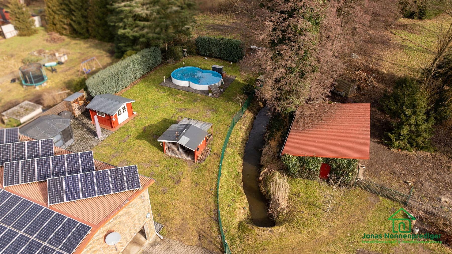 Predaj domu 446 m², pozemek 8.068 m², Am Krullengraben 1, Ludwigslust, Meklenbursko-Predpomoransko Predaj domu 446 m², pozemek 8.068 m², Am Krullengraben 1, Ludwigslust, Meklenbursko-Predpomoransko