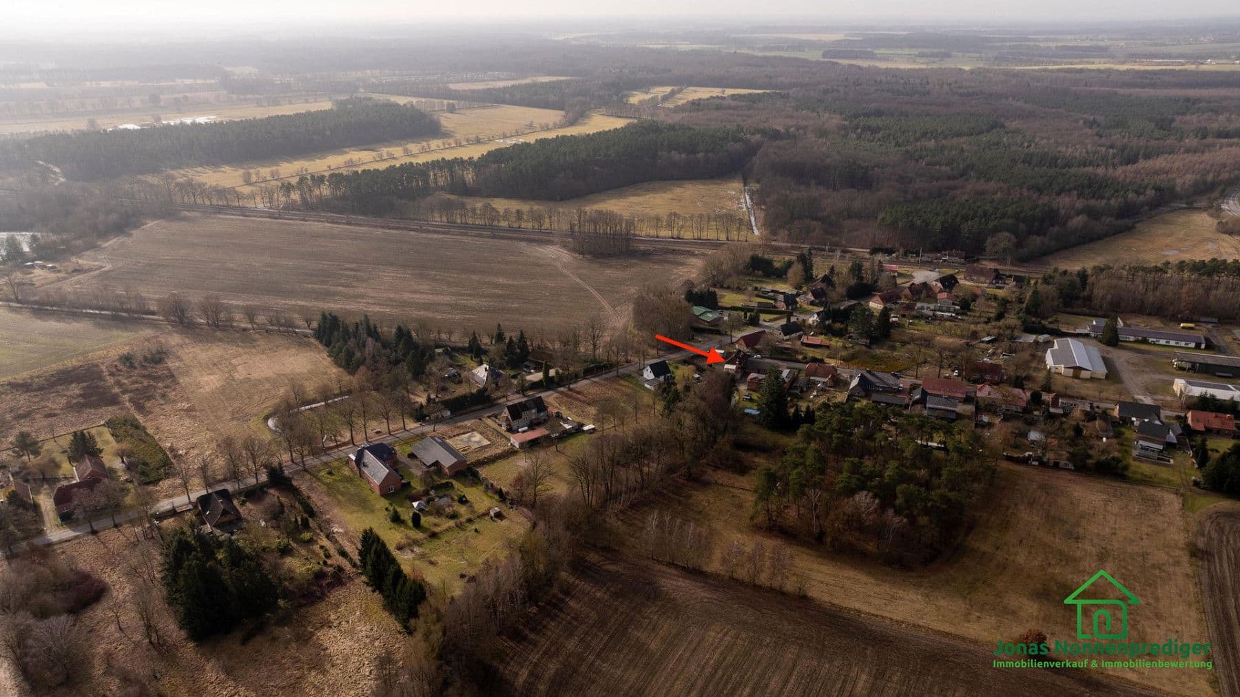 Predaj domu 446 m², pozemek 8.068 m², Am Krullengraben 1, Ludwigslust, Meklenbursko-Predpomoransko Predaj domu 446 m², pozemek 8.068 m², Am Krullengraben 1, Ludwigslust, Meklenbursko-Predpomoransko