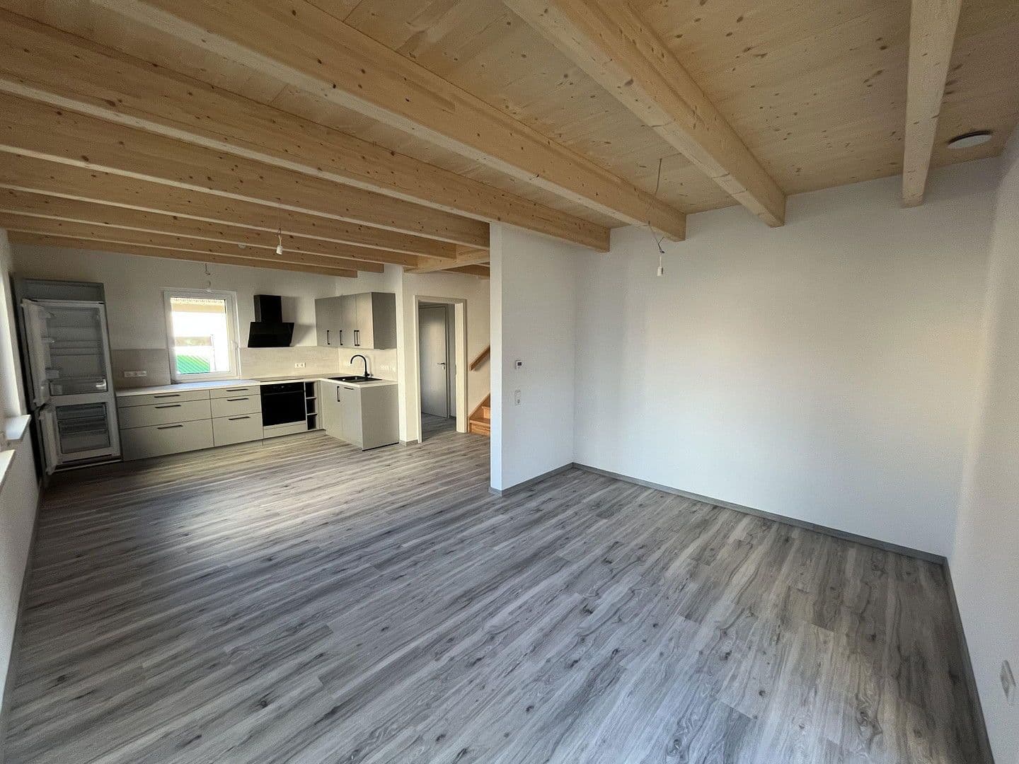 Prenájom domu 87 m², pozemek 250 m², Obere Straße 24, Breuna, Hesensko Prenájom domu 87 m², pozemek 250 m², Obere Straße 24, Breuna, Hesensko
