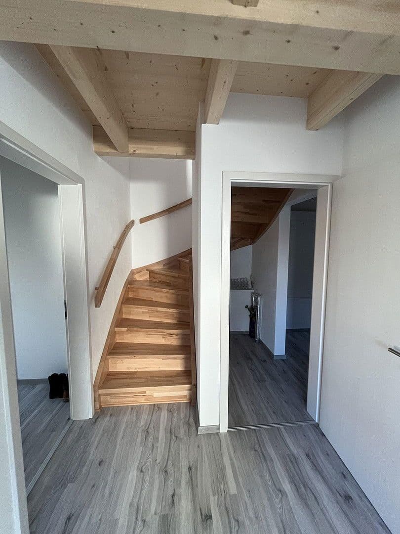 Prenájom domu 87 m², pozemek 250 m², Obere Straße 24, Breuna, Hesensko Prenájom domu 87 m², pozemek 250 m², Obere Straße 24, Breuna, Hesensko