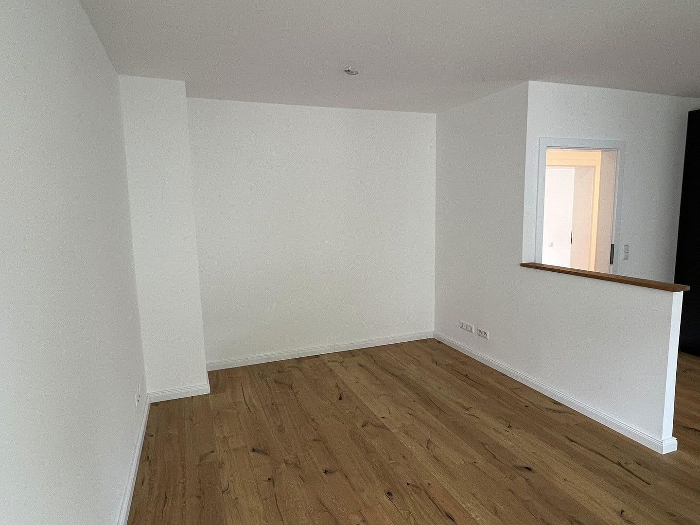 Prenájom bytu 3-izbový 66 m², Werderstr. 16, Hannover, Dolné Sasko Prenájom bytu 3-izbový 66 m², Werderstr. 16, Hannover, Dolné Sasko