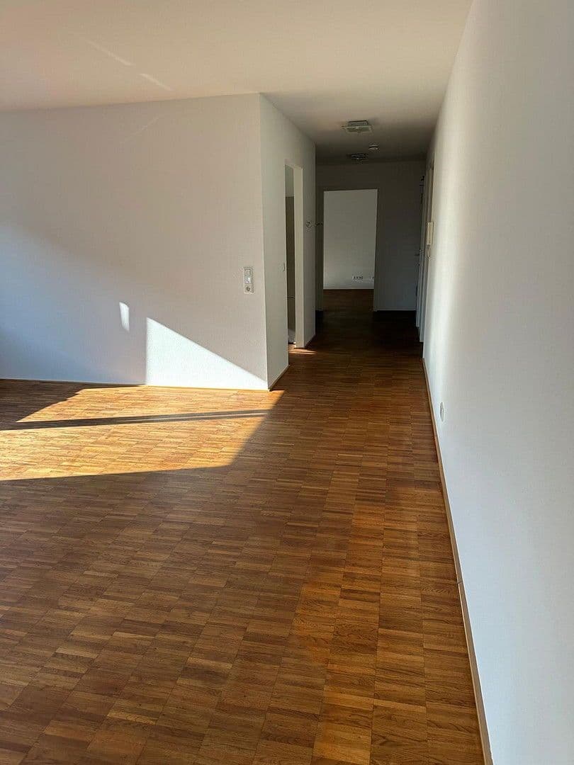 Prenájom bytu 2-izbový 80 m², Hattersheim am Main, Hesensko Prenájom bytu 2-izbový 80 m², Hattersheim am Main, Hesensko