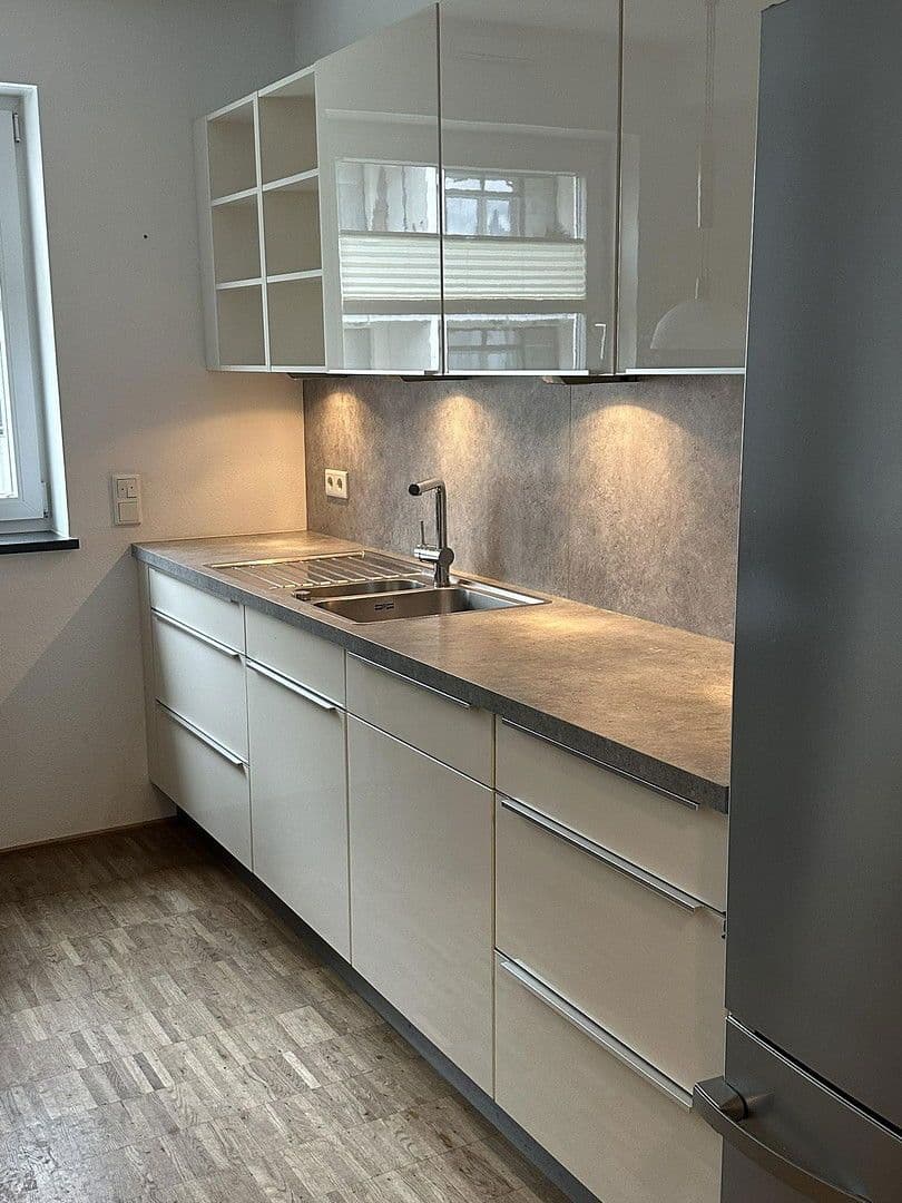 Prenájom bytu 2-izbový 80 m², Hattersheim am Main, Hesensko Prenájom bytu 2-izbový 80 m², Hattersheim am Main, Hesensko