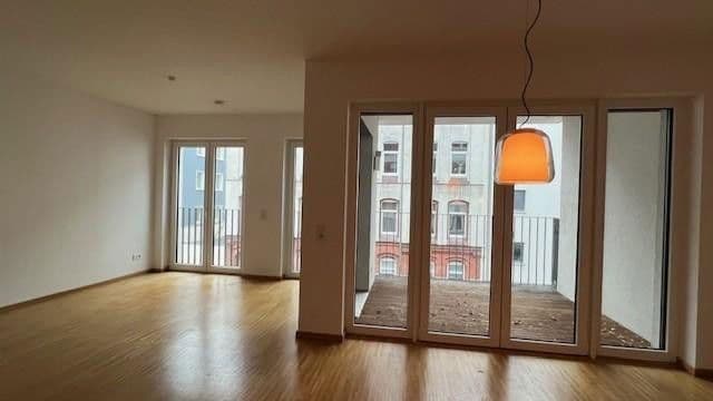 Prenájom bytu 2-izbový 74 m², Rückertstraße 2, Hannover, Dolné Sasko Prenájom bytu 2-izbový 74 m², Rückertstraße 2, Hannover, Dolné Sasko