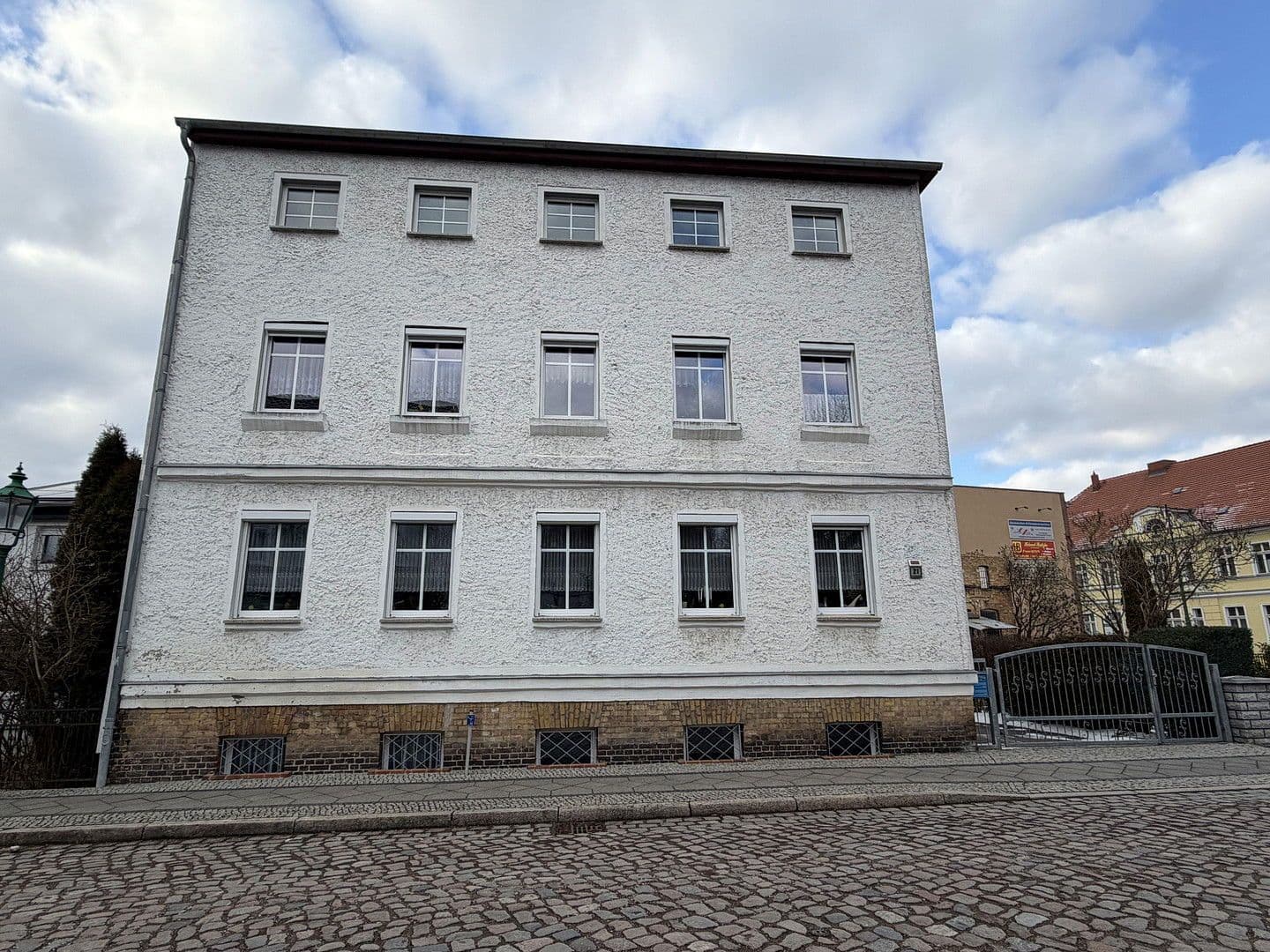 Prenájom bytu 3-izbový 85 m², Schneiderstraße 21, Eberswalde, Brandenbursko Prenájom bytu 3-izbový 85 m², Schneiderstraße 21, Eberswalde, Brandenbursko
