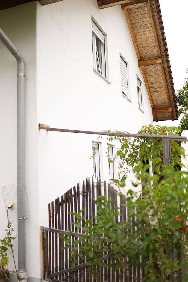 Predaj domu 179 m², pozemek 638 m², Dorfstr. 30, Marktoberdorf, Bavorsko Predaj domu 179 m², pozemek 638 m², Dorfstr. 30, Marktoberdorf, Bavorsko