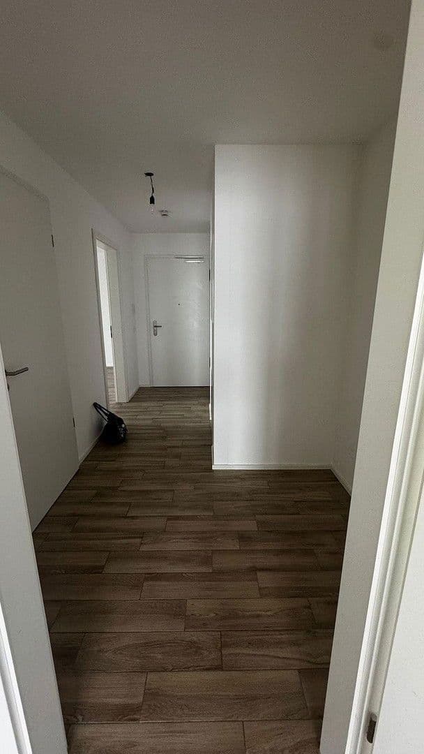 Prenájom bytu 2-izbový 70 m², Germering, Bavorsko Prenájom bytu 2-izbový 70 m², Germering, Bavorsko