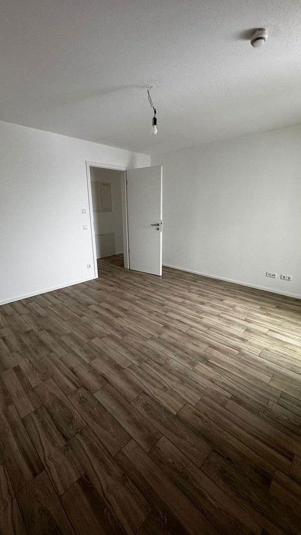 Prenájom bytu 2-izbový 70 m², Germering, Bavorsko Prenájom bytu 2-izbový 70 m², Germering, Bavorsko