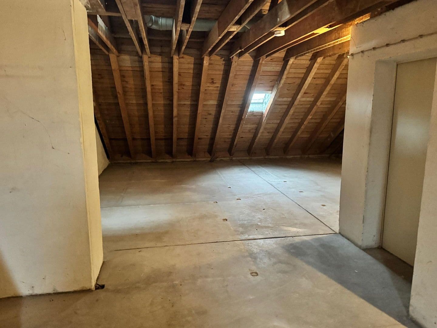 Predaj bytu 3-izbový 94 m², Bayreuth, Bavorsko Predaj bytu 3-izbový 94 m², Bayreuth, Bavorsko