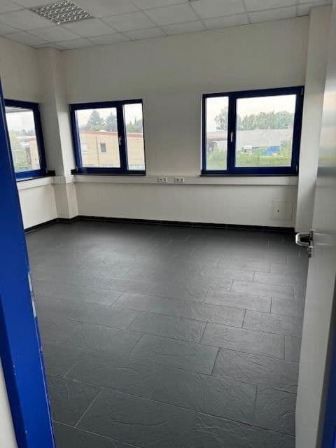 Prenájom kancelárie 69 m², Alsdorf, Severné Porýnie - Westfálsko Prenájom kancelárie 69 m², Alsdorf, Severné Porýnie - Westfálsko