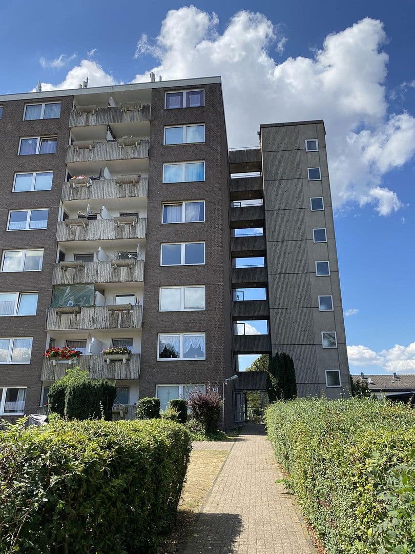 Prenájom bytu 2-izbový 67 m², Rheinstraße 22, Voerde (Niederrhein), Severné Porýnie - Westfálsko Prenájom bytu 2-izbový 67 m², Rheinstraße 22, Voerde (Niederrhein), Severné Porýnie - Westfálsko