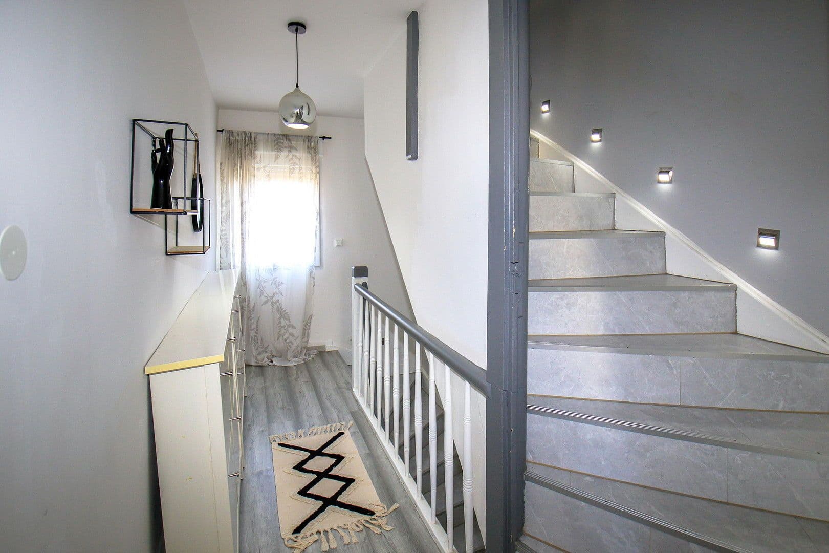 Predaj domu 110 m², pozemek 143 m², Mannheim, Bádensko-Wurttembersko Predaj domu 110 m², pozemek 143 m², Mannheim, Bádensko-Wurttembersko