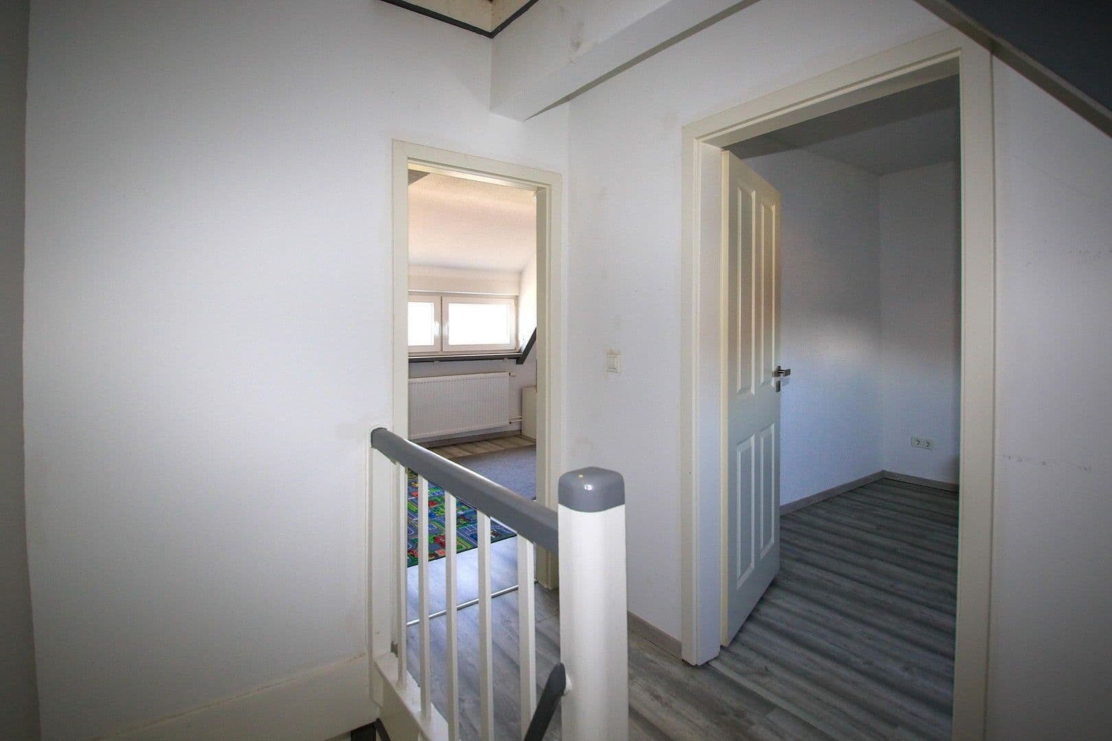 Predaj domu 110 m², pozemek 143 m², Mannheim, Bádensko-Wurttembersko Predaj domu 110 m², pozemek 143 m², Mannheim, Bádensko-Wurttembersko