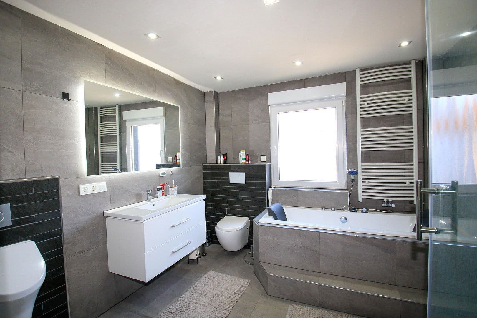 Predaj domu 110 m², pozemek 143 m², Mannheim, Bádensko-Wurttembersko Predaj domu 110 m², pozemek 143 m², Mannheim, Bádensko-Wurttembersko