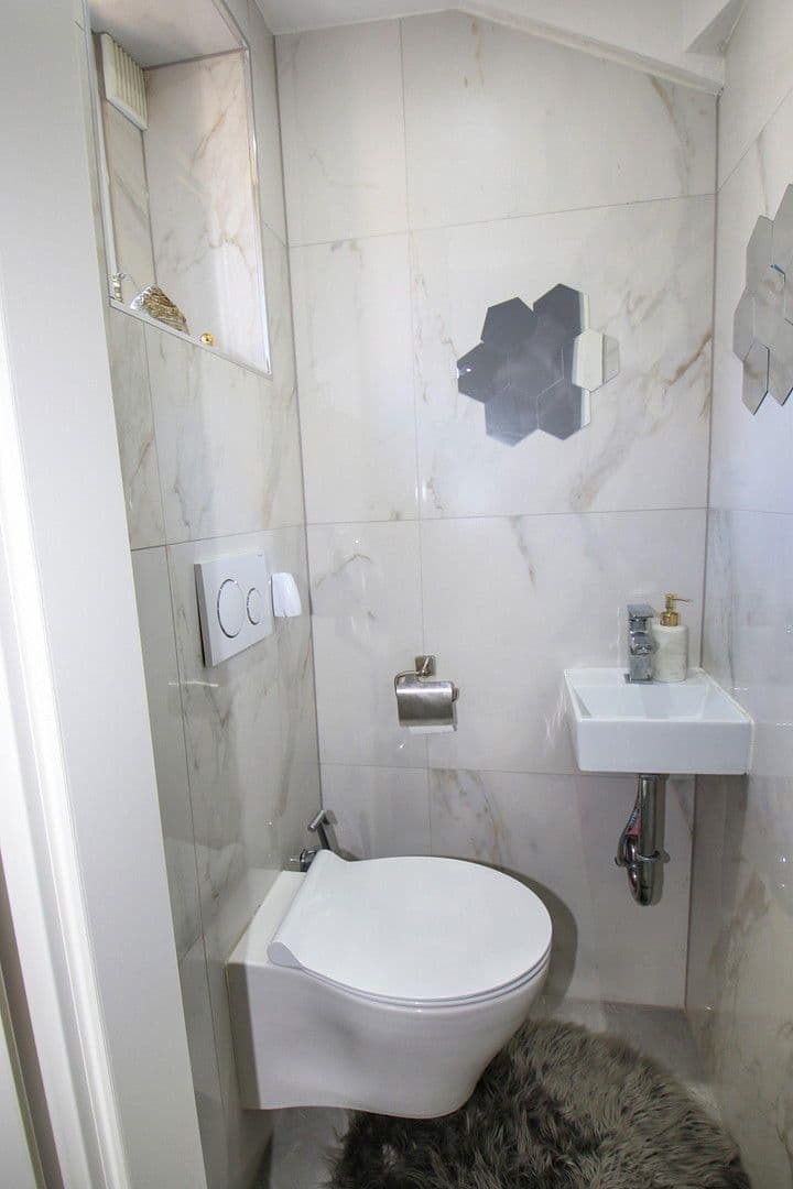 Predaj domu 110 m², pozemek 143 m², Mannheim, Bádensko-Wurttembersko Predaj domu 110 m², pozemek 143 m², Mannheim, Bádensko-Wurttembersko