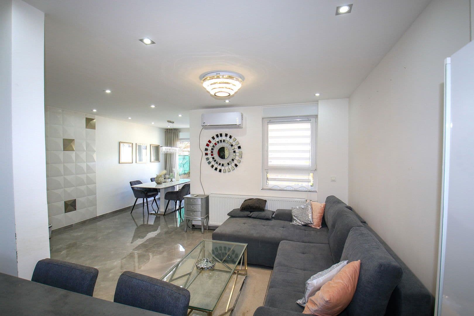 Predaj domu 110 m², pozemek 143 m², Mannheim, Bádensko-Wurttembersko Predaj domu 110 m², pozemek 143 m², Mannheim, Bádensko-Wurttembersko