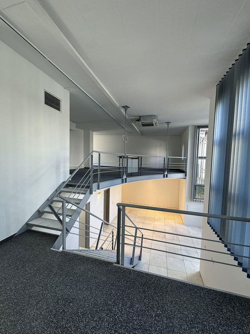Predaj kancelárie 315 m², Münchener Straße 113, Ingolstadt, Bavorsko Predaj kancelárie 315 m², Münchener Straße 113, Ingolstadt, Bavorsko
