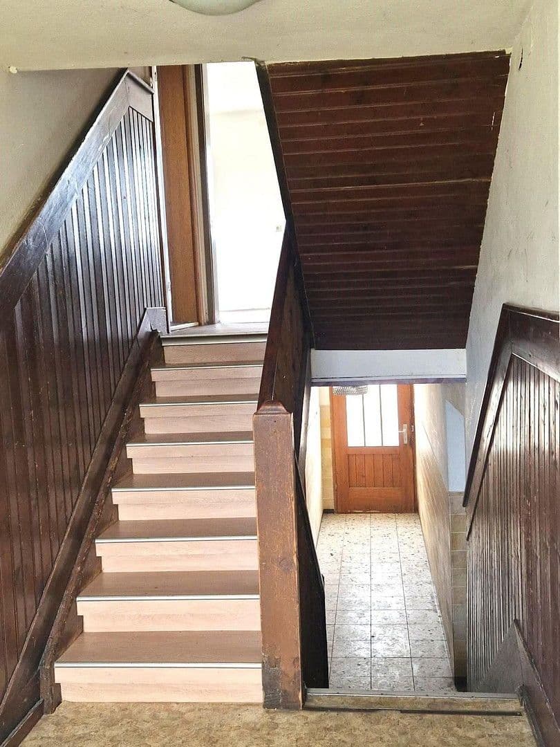 Predaj domu 163 m², pozemek 345 m², Simmersfeld, Bádensko-Wurttembersko Predaj domu 163 m², pozemek 345 m², Simmersfeld, Bádensko-Wurttembersko