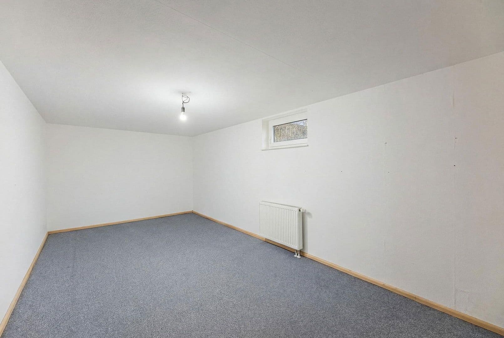 Predaj domu 142 m², pozemek 230 m², Stutensee, Bádensko-Wurttembersko Predaj domu 142 m², pozemek 230 m², Stutensee, Bádensko-Wurttembersko
