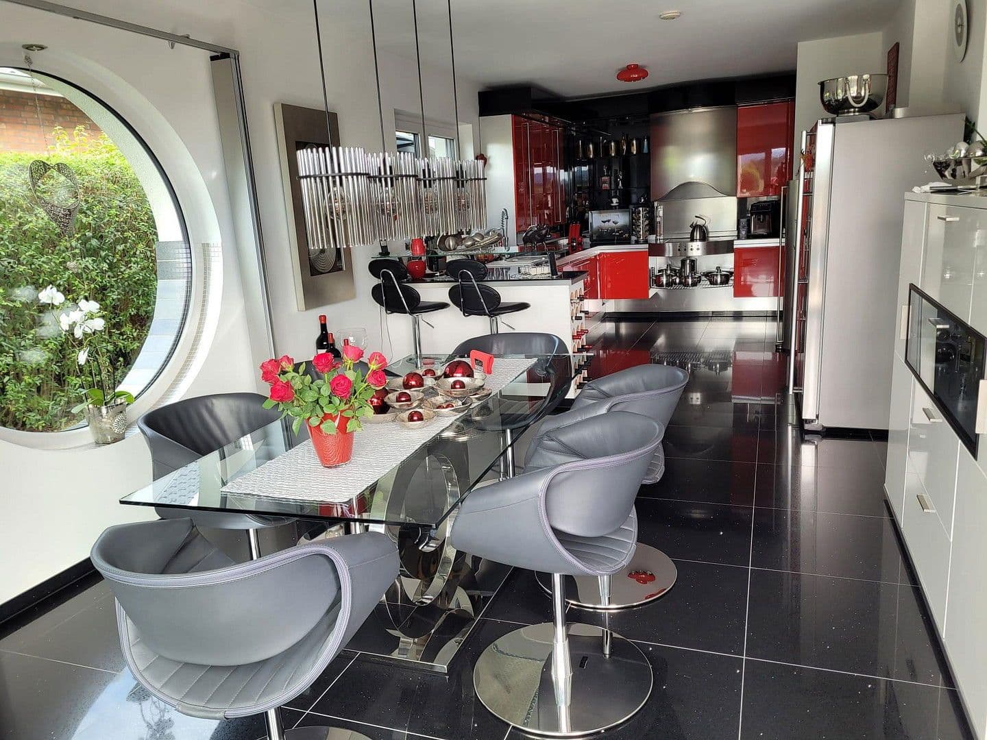 Predaj domu 173 m², pozemek 728 m², Barsinghausen, Dolné Sasko Predaj domu 173 m², pozemek 728 m², Barsinghausen, Dolné Sasko