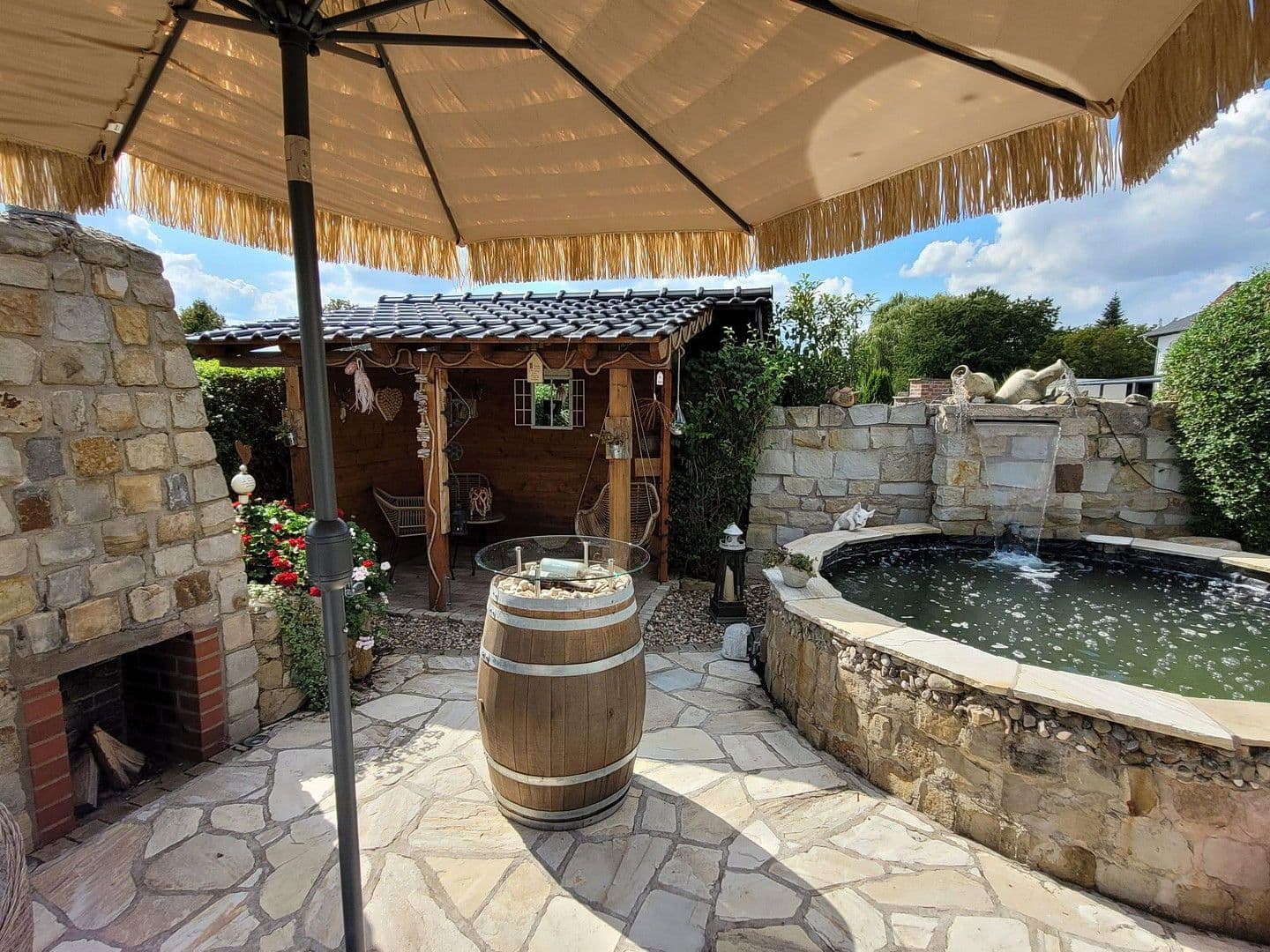 Predaj domu 173 m², pozemek 728 m², Barsinghausen, Dolné Sasko Predaj domu 173 m², pozemek 728 m², Barsinghausen, Dolné Sasko