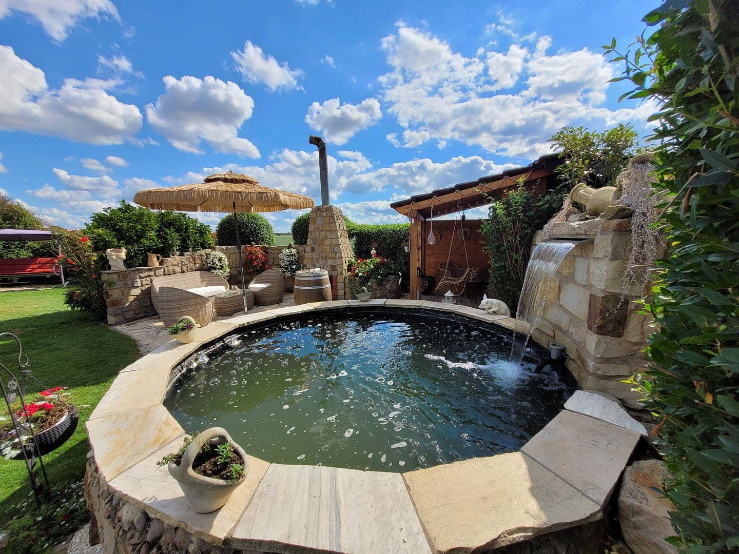 Predaj domu 173 m², pozemek 728 m², Barsinghausen, Dolné Sasko Predaj domu 173 m², pozemek 728 m², Barsinghausen, Dolné Sasko