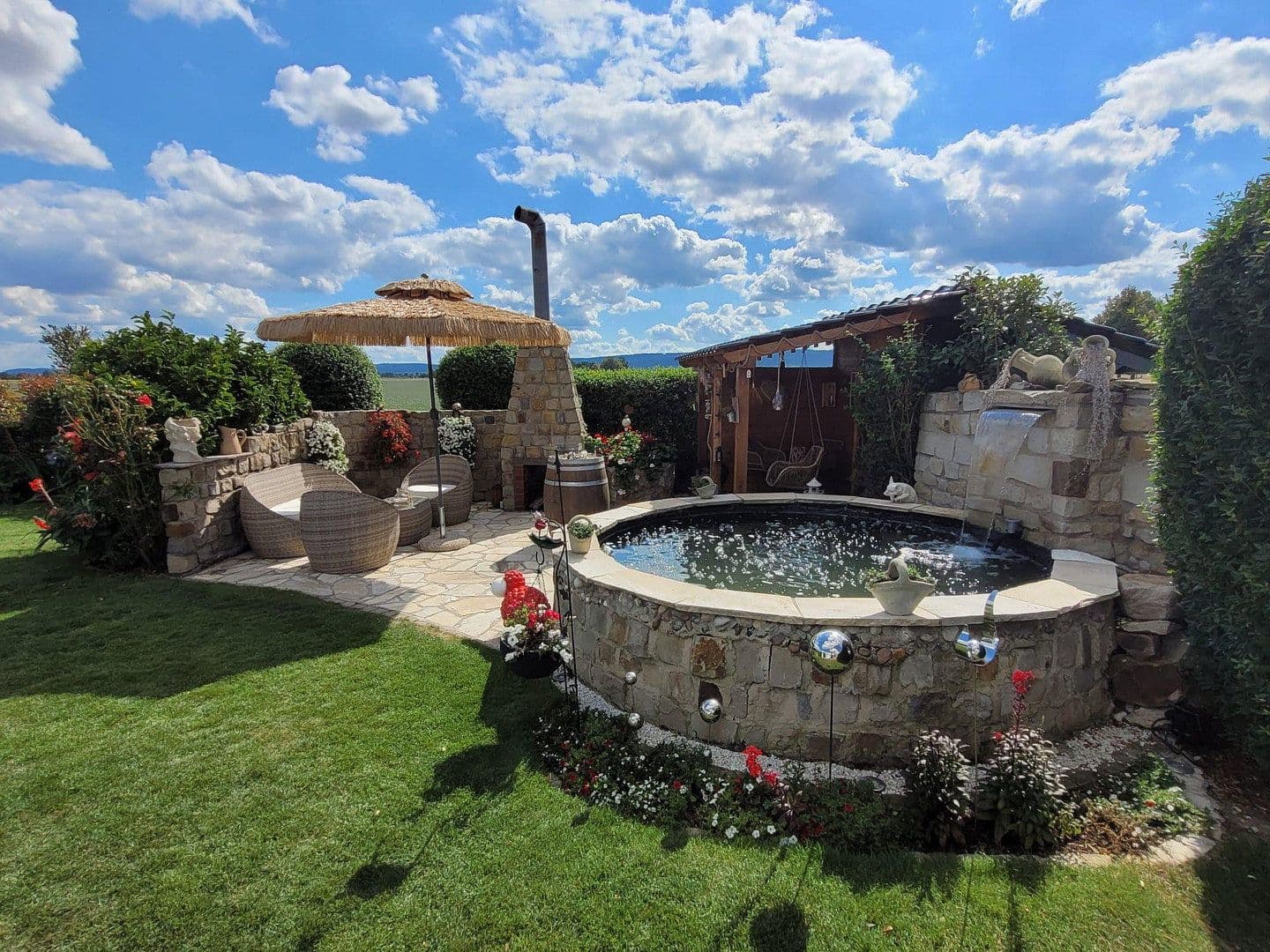 Predaj domu 173 m², pozemek 728 m², Barsinghausen, Dolné Sasko Predaj domu 173 m², pozemek 728 m², Barsinghausen, Dolné Sasko