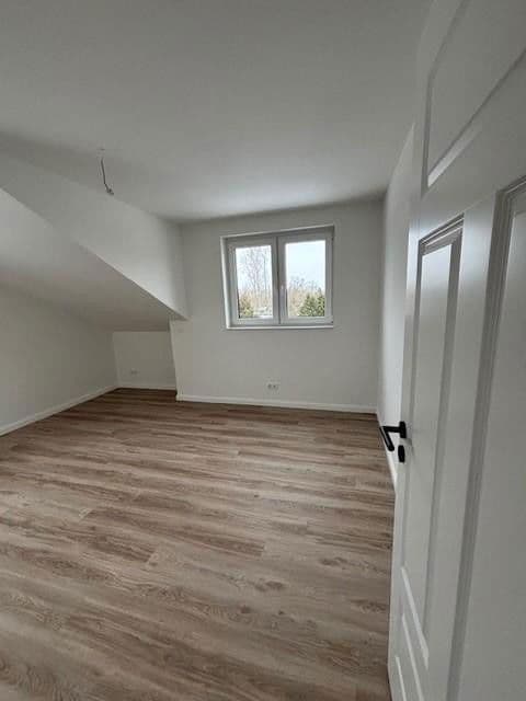 Predaj bytu 5-izbový 110 m², Kraueler Hauptdeich 69, Hamburg, Hamburg Predaj bytu 5-izbový 110 m², Kraueler Hauptdeich 69, Hamburg, Hamburg