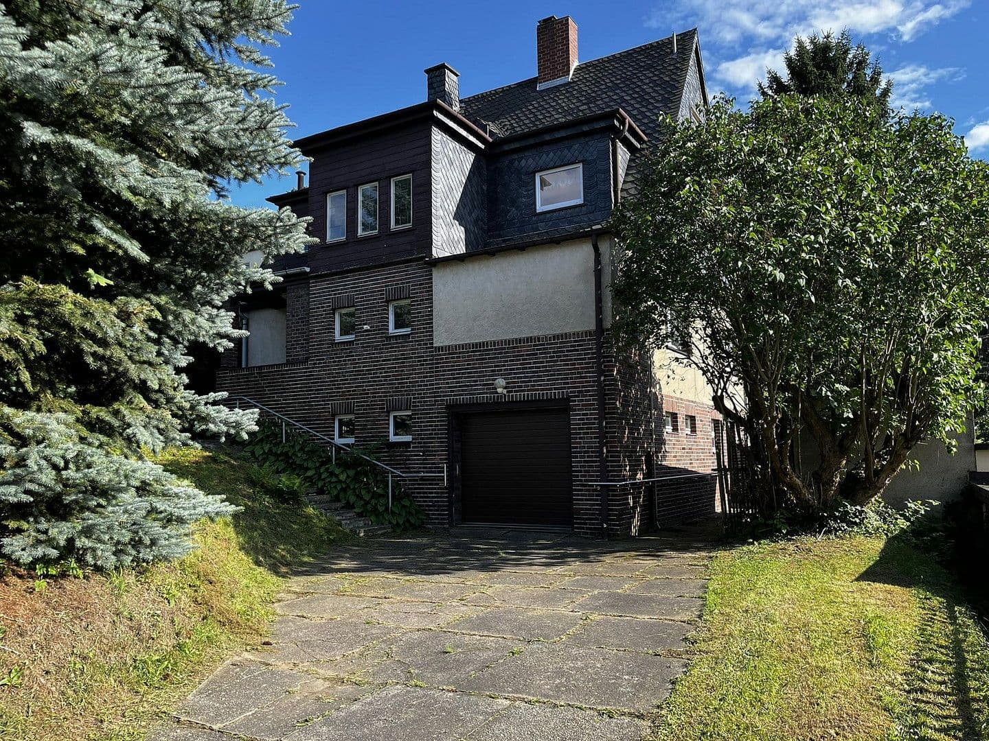 Predaj domu 142 m², pozemek 1.880 m², Chemnitz Einsiedel, Sasko Predaj domu 142 m², pozemek 1.880 m², Chemnitz Einsiedel, Sasko