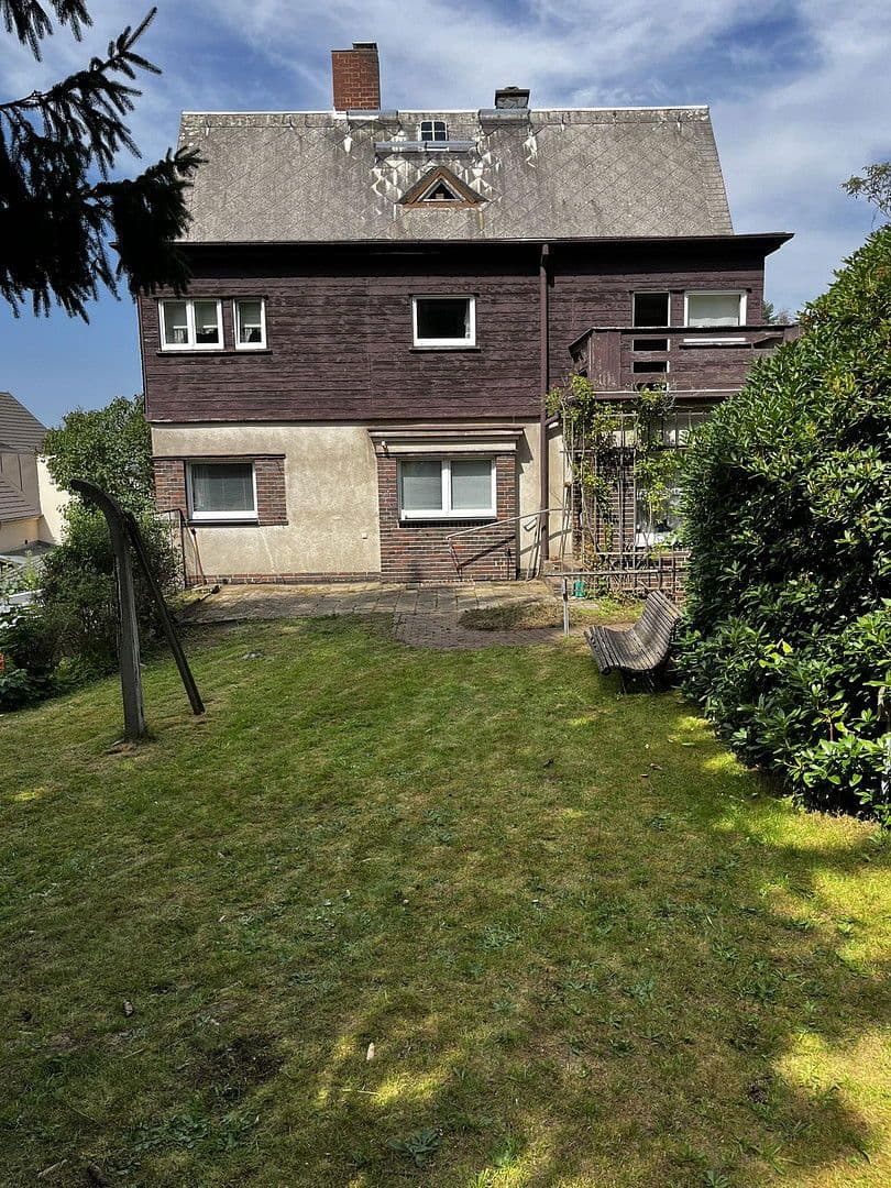 Predaj domu 142 m², pozemek 1.880 m², Chemnitz Einsiedel, Sasko Predaj domu 142 m², pozemek 1.880 m², Chemnitz Einsiedel, Sasko