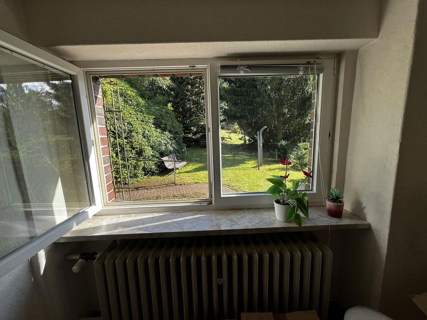 Predaj domu 142 m², pozemek 1.880 m², Chemnitz Einsiedel, Sasko Predaj domu 142 m², pozemek 1.880 m², Chemnitz Einsiedel, Sasko