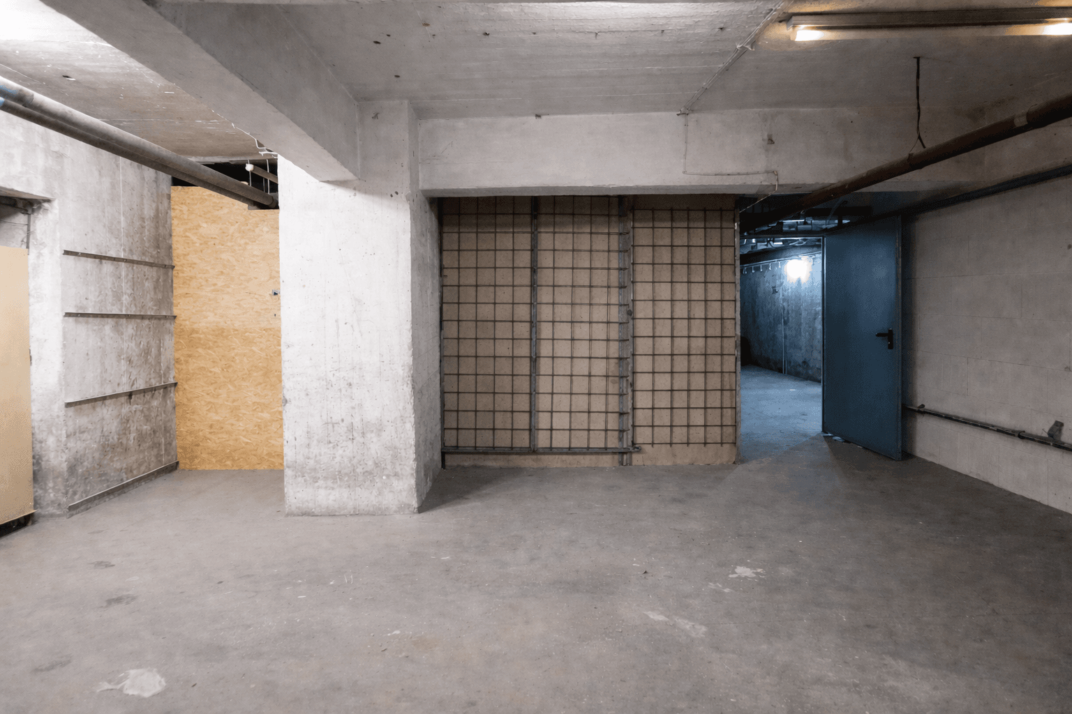 Prenájom nebytového priestoru 42 m², Niemetzstr.47-49, Berlin, Berlín Prenájom nebytového priestoru 42 m², Niemetzstr.47-49, Berlin, Berlín