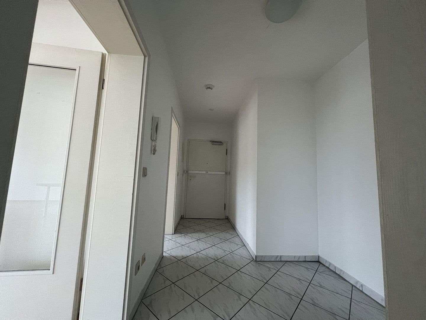 Prenájom bytu 2-izbový 73 m², Breites Driesch 33, Limburg an der Lahn, Hesensko Prenájom bytu 2-izbový 73 m², Breites Driesch 33, Limburg an der Lahn, Hesensko