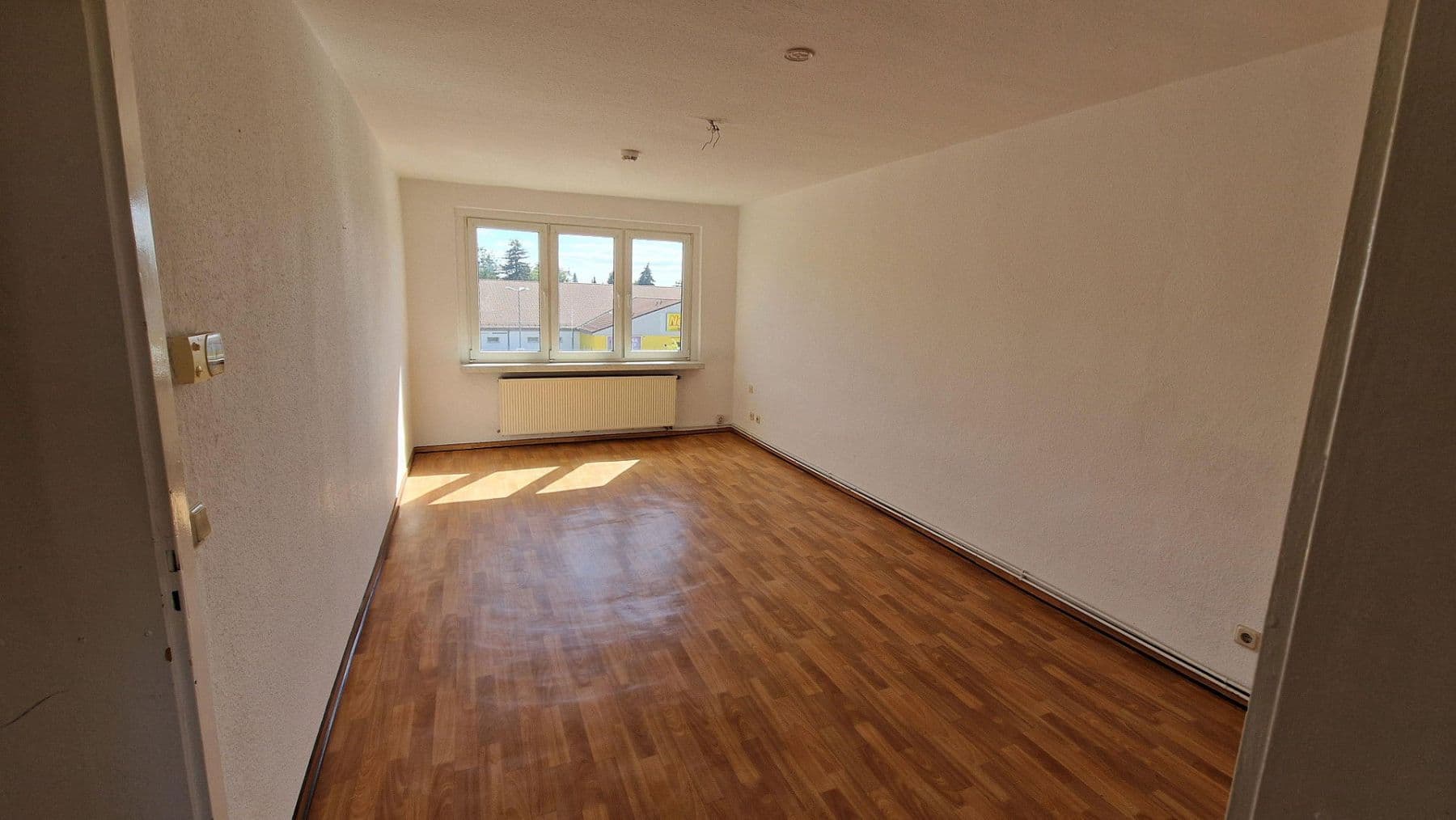 Prenájom bytu 3-izbový 55 m², Wernstedter Str. 4, Kalbe (Milde), Sasko-Anhaltsko Prenájom bytu 3-izbový 55 m², Wernstedter Str. 4, Kalbe (Milde), Sasko-Anhaltsko