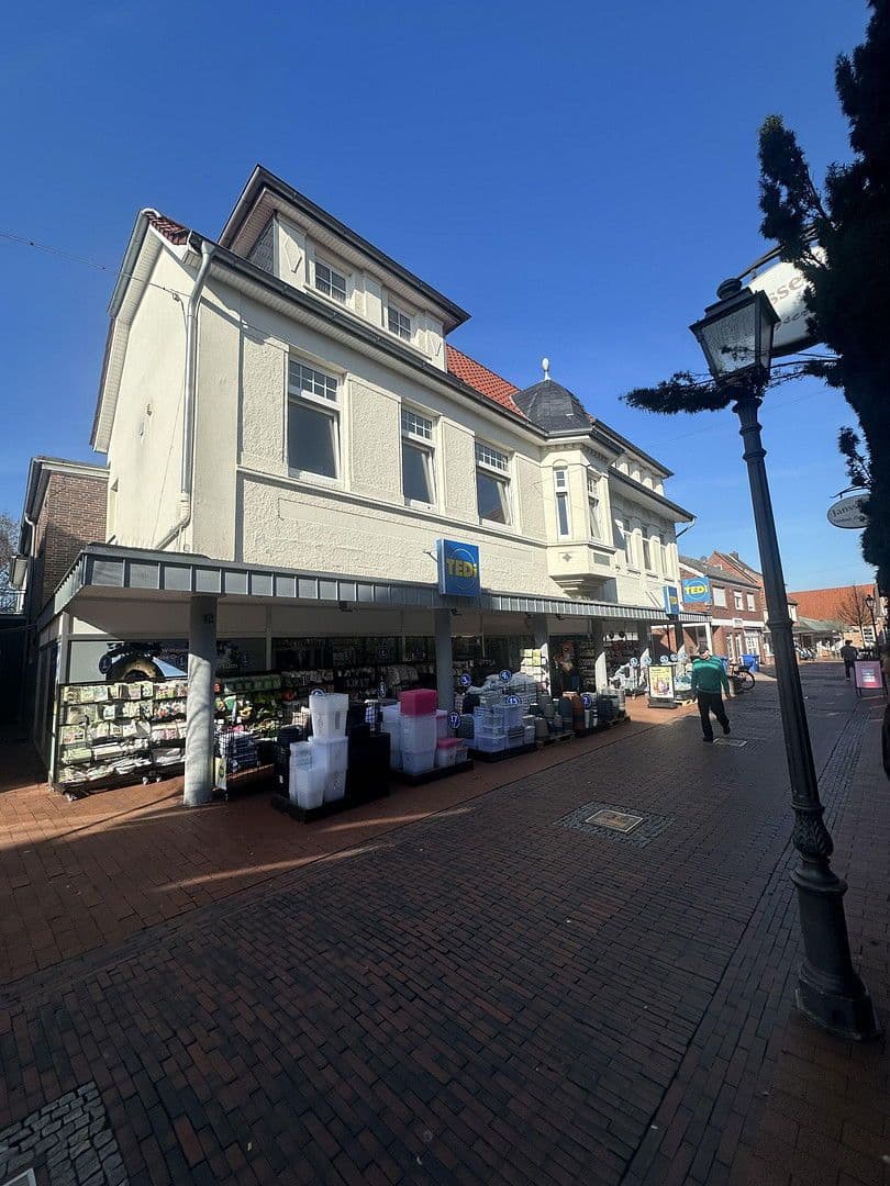 Prenájom bytu 2-izbový 70 m², Kirchstraße 12, Wittmund, Dolné Sasko Prenájom bytu 2-izbový 70 m², Kirchstraße 12, Wittmund, Dolné Sasko