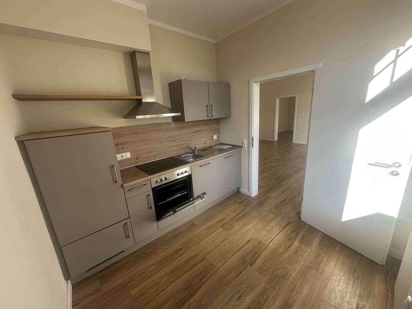 Prenájom bytu 2-izbový 70 m², Kirchstraße 12, Wittmund, Dolné Sasko Prenájom bytu 2-izbový 70 m², Kirchstraße 12, Wittmund, Dolné Sasko