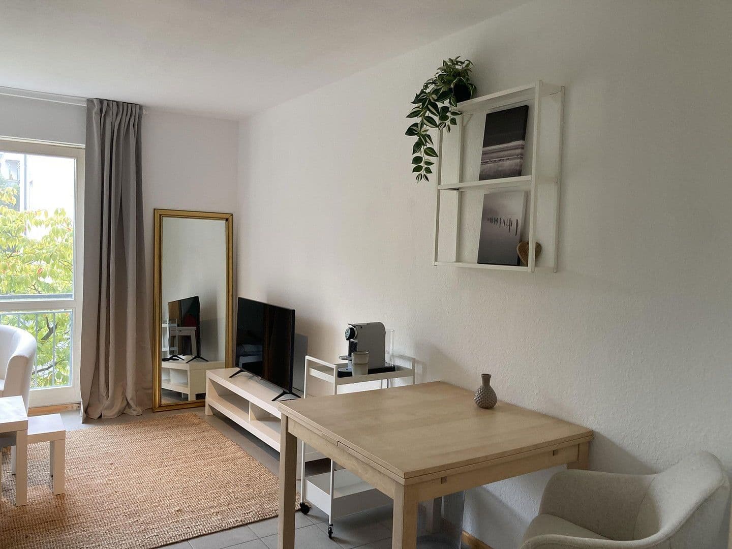 Prenájom bytu 1-izbový 26 m², Paul-Schallück-Str. 29, Köln, Severné Porýnie - Westfálsko Prenájom bytu 1-izbový 26 m², Paul-Schallück-Str. 29, Köln, Severné Porýnie - Westfálsko