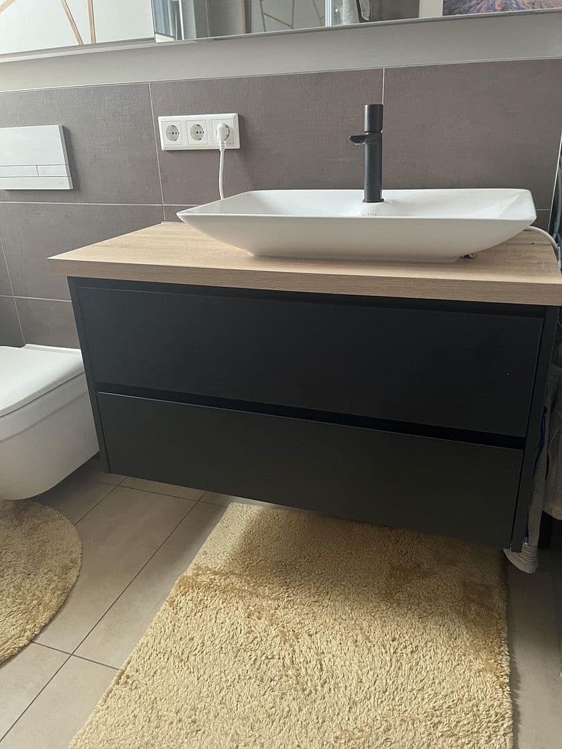 Prenájom bytu 2-izbový 80 m², Nürnberg, Bavorsko Prenájom bytu 2-izbový 80 m², Nürnberg, Bavorsko