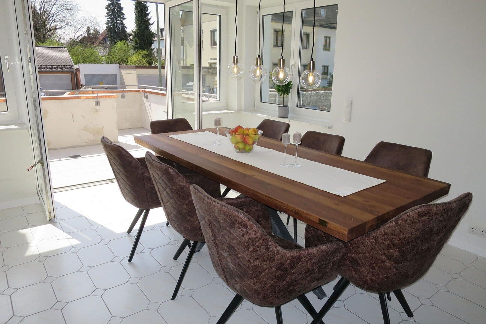 Prenájom bytu 20 m², Mohrstr. 13, München, Bavorsko Prenájom bytu 20 m², Mohrstr. 13, München, Bavorsko