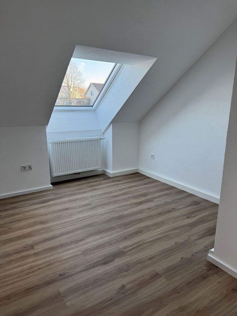 Prenájom bytu 3-izbový 69 m², Schwäbisch Hall, Bádensko-Wurttembersko Prenájom bytu 3-izbový 69 m², Schwäbisch Hall, Bádensko-Wurttembersko
